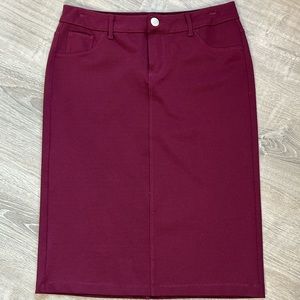 NWOT Be-Girl burgundy pencil skirt! 26” L 32”W Very stretchy!